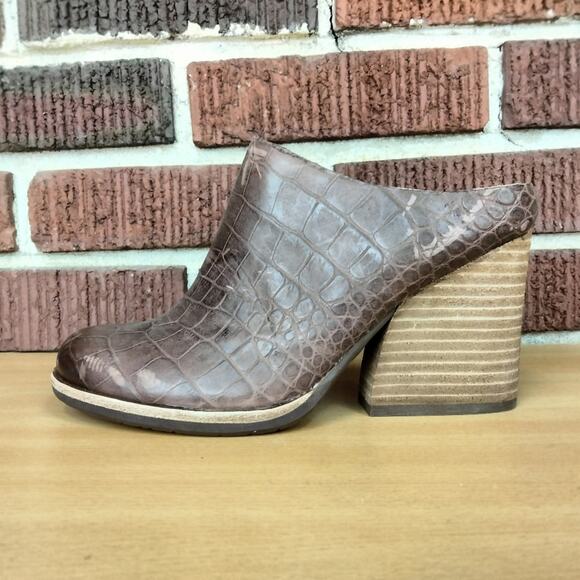 NWOT Kork-Ease Challis Genuine Leather Heeled Mule in Dark Brown Croc Print Sz 7 - Picture 11 of 15